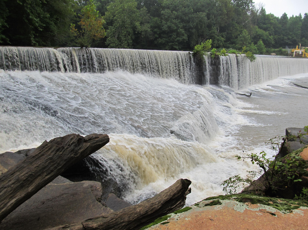 Cleveland旅游景点-River Park at Cooleemee Falls