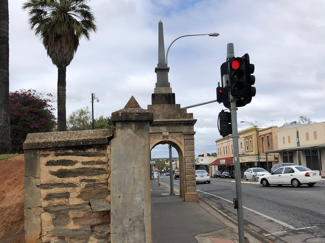 John Mckinlay Monument-Gawler必去景点