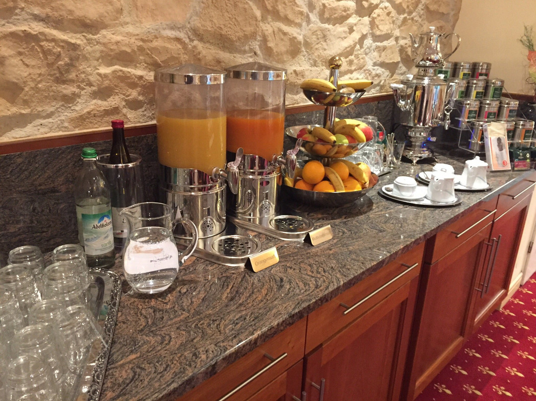 普兰奈格阿瑟曼酒店主图