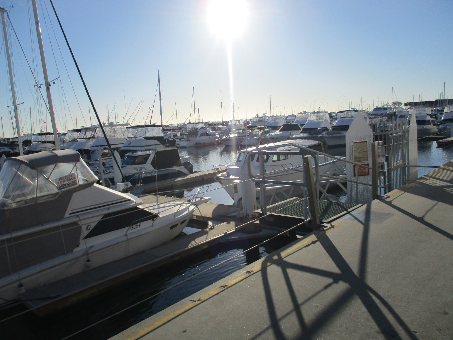 诺蒂卡住宅拉瑞斯酒店-泳池