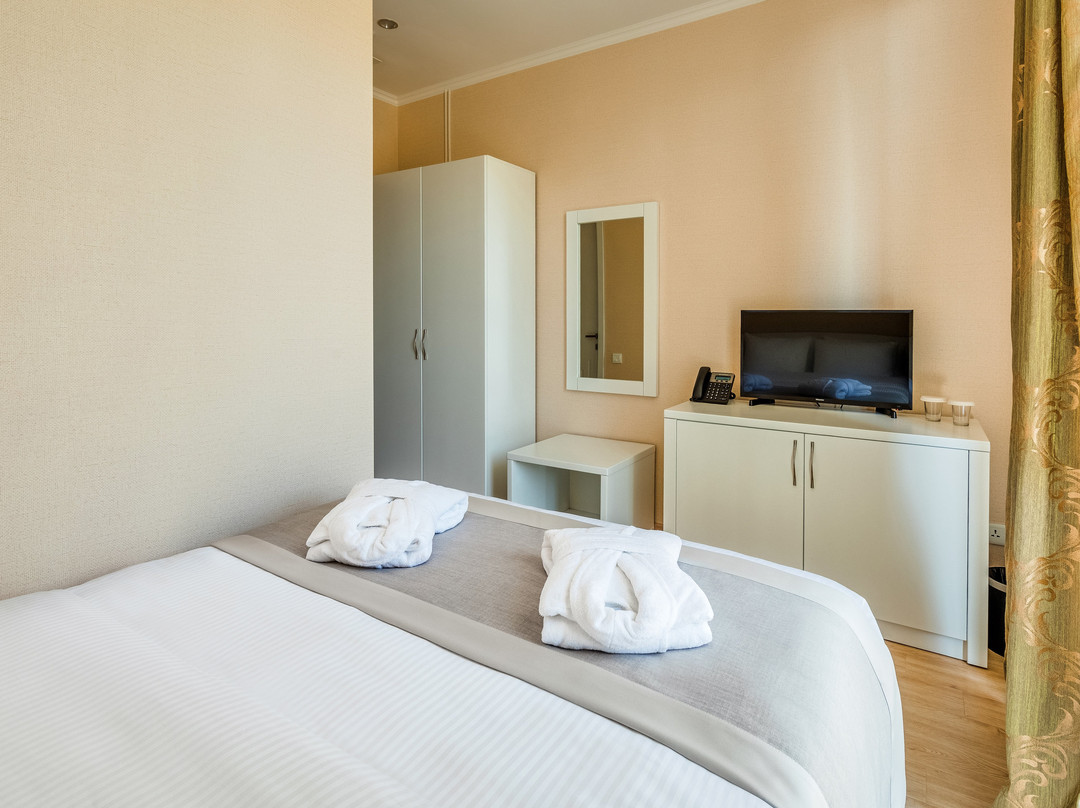 Lisi Hills Hotel主图