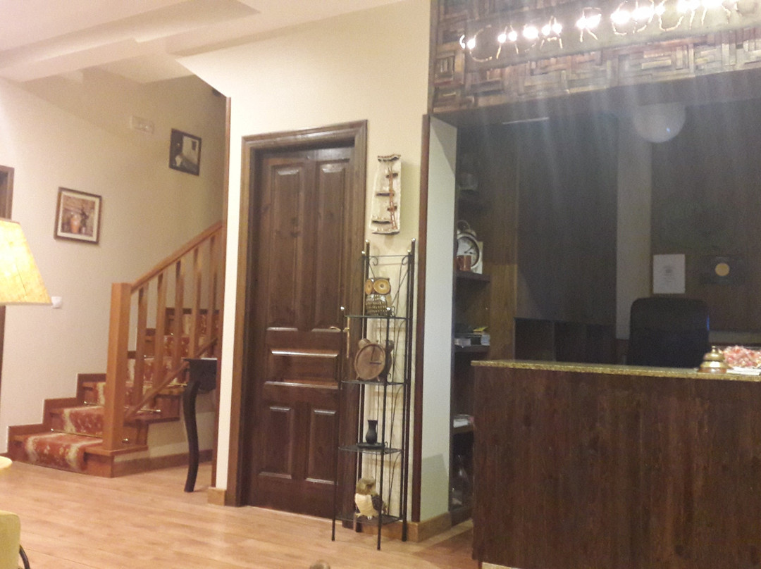 雷沃伊罗旅馆主图