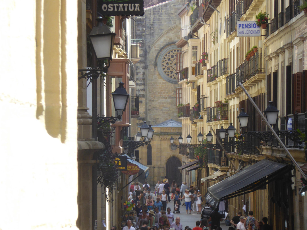 San Bizente Martiriaren Eliza景点图片