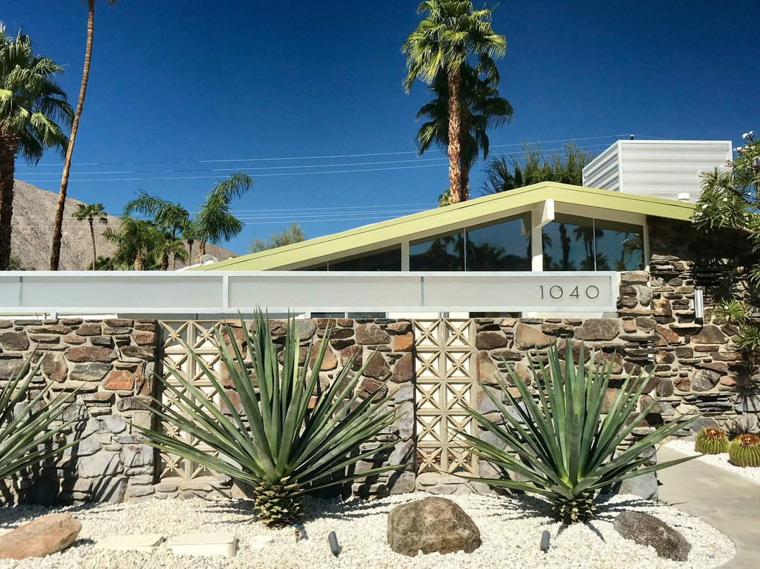 Modern & More Bike Tours Palm Springs-棕榈泉市必去景点