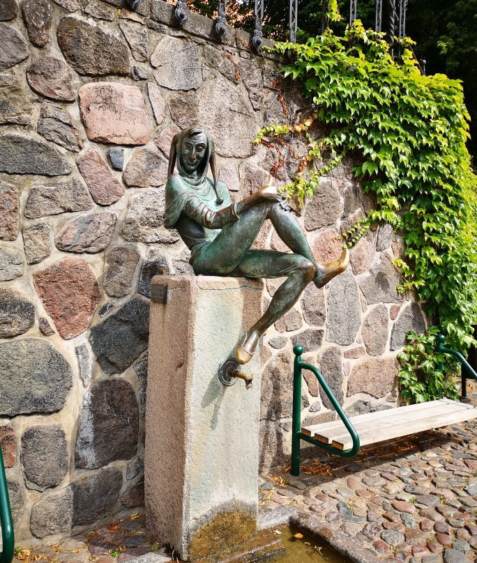 Eulenspiegel-Brunnen Mölln景点图片