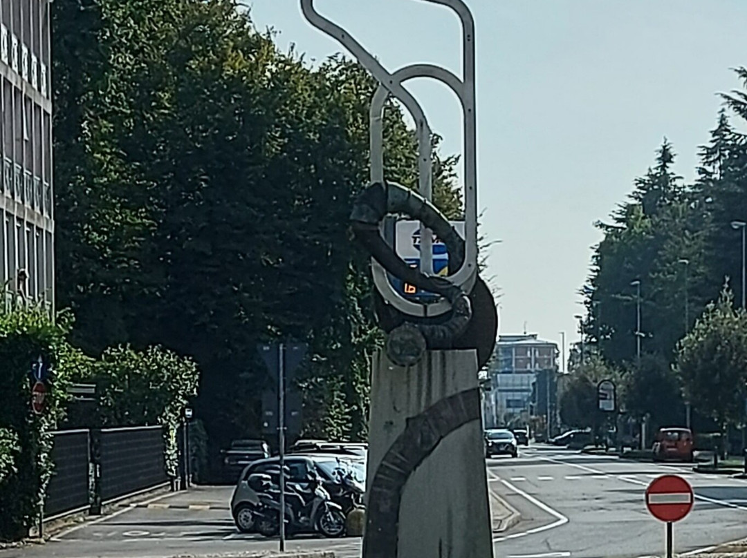 Monumento All'Autodromo