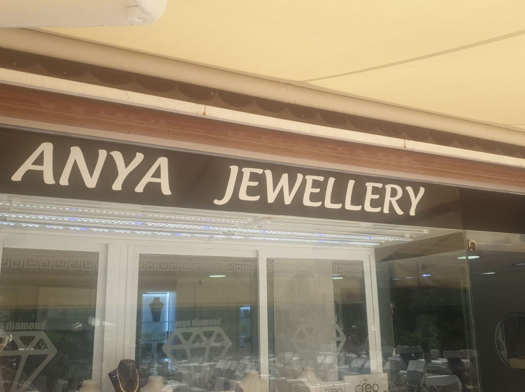 Anya Jewellery and Diamond-马尔马里斯必去景点