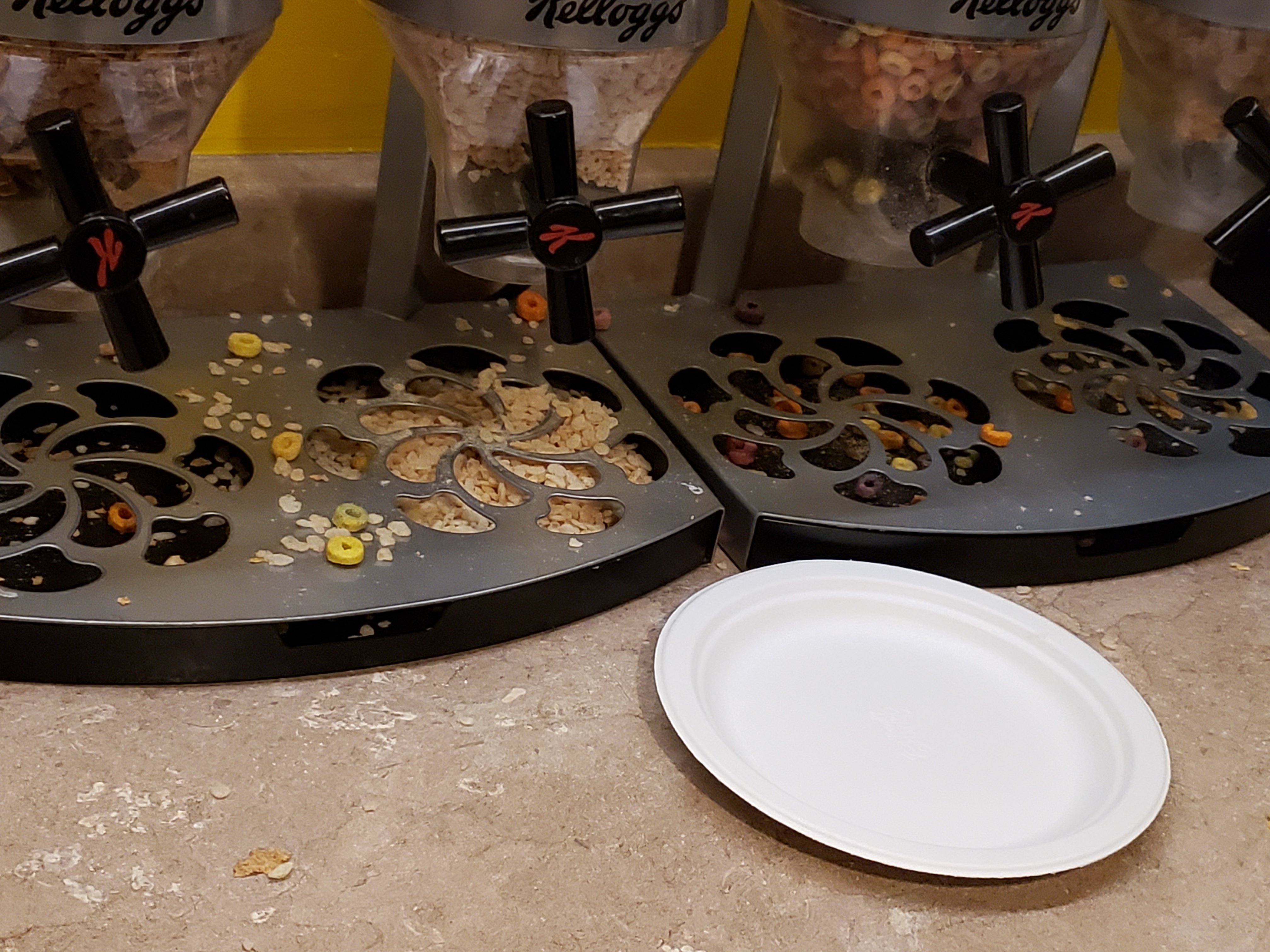 Travelodge Suites Moncton-餐饮