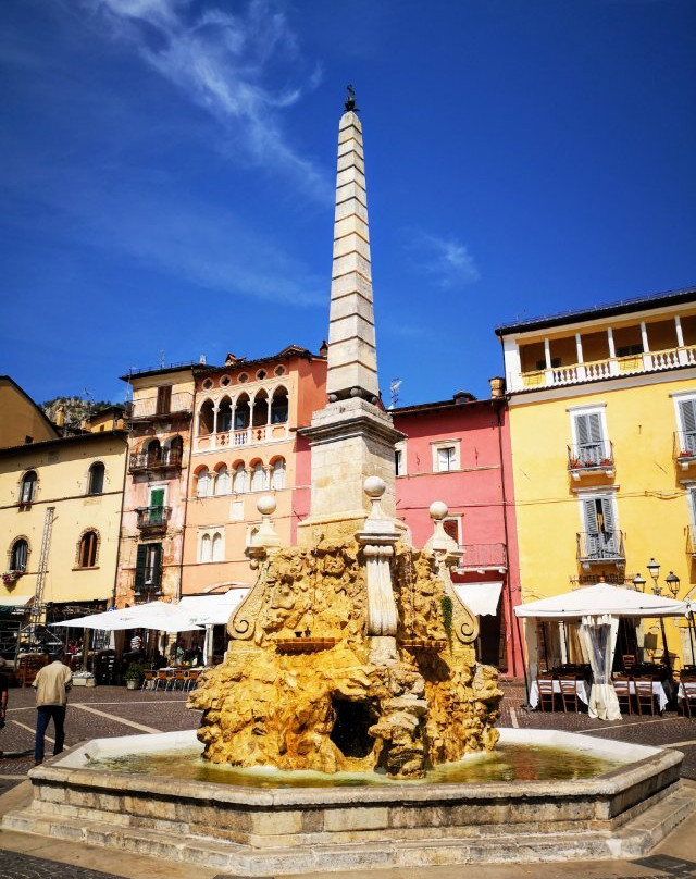 Piazza Obelisco景点图片