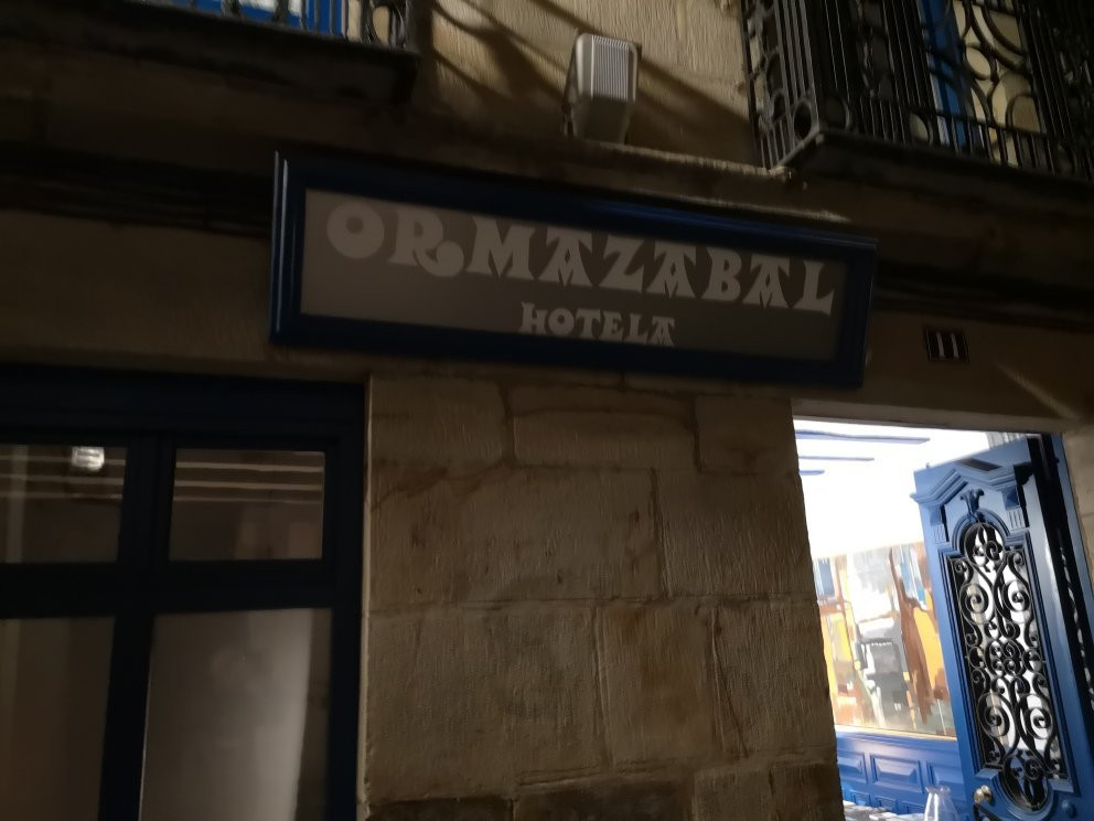 欧玛嘉宝酒店主图