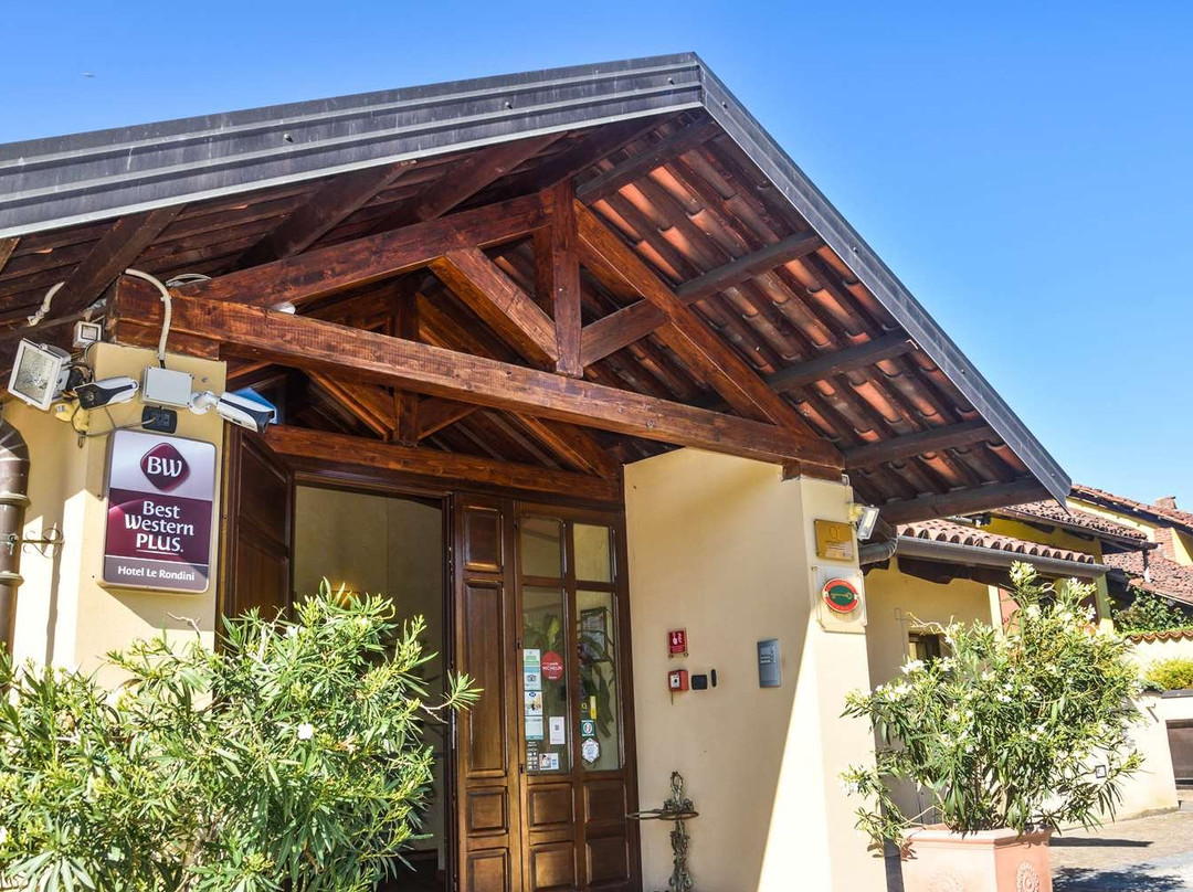 立隆迪尼酒店主图