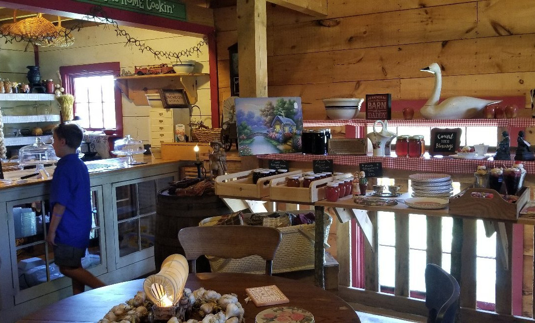 Bakersville Pioneer Village-Mansfield必去景点