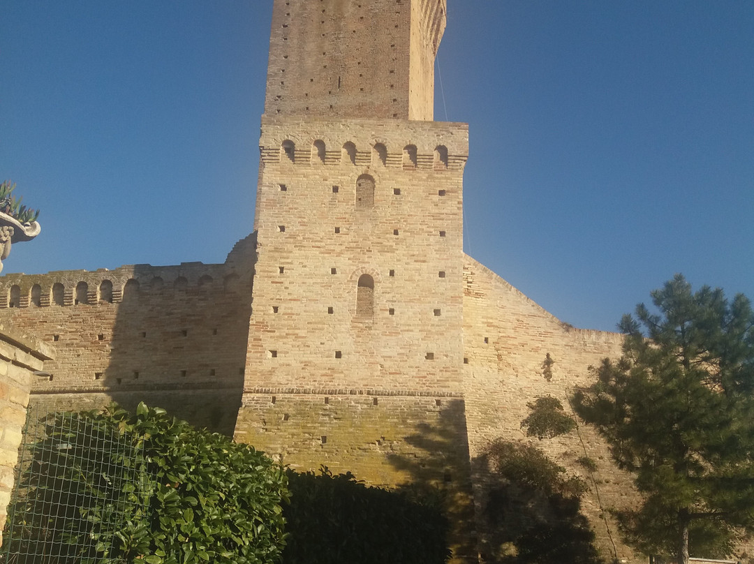 Castello di Montefiore-Recanati必去景点