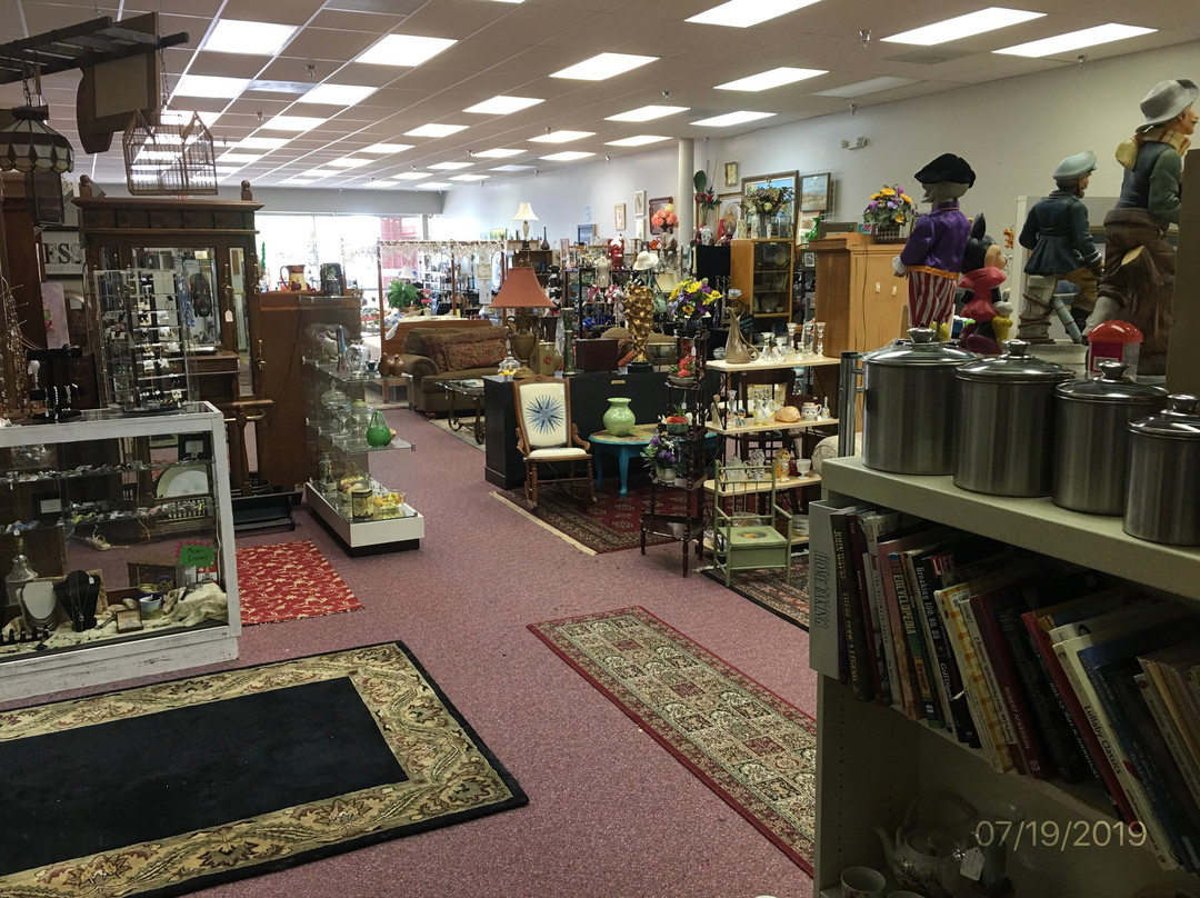 Thieves Market Antique Mall-罗利必去景点