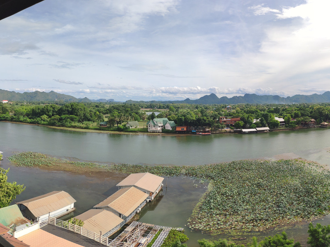 Natee The Riverfront Hotel主图