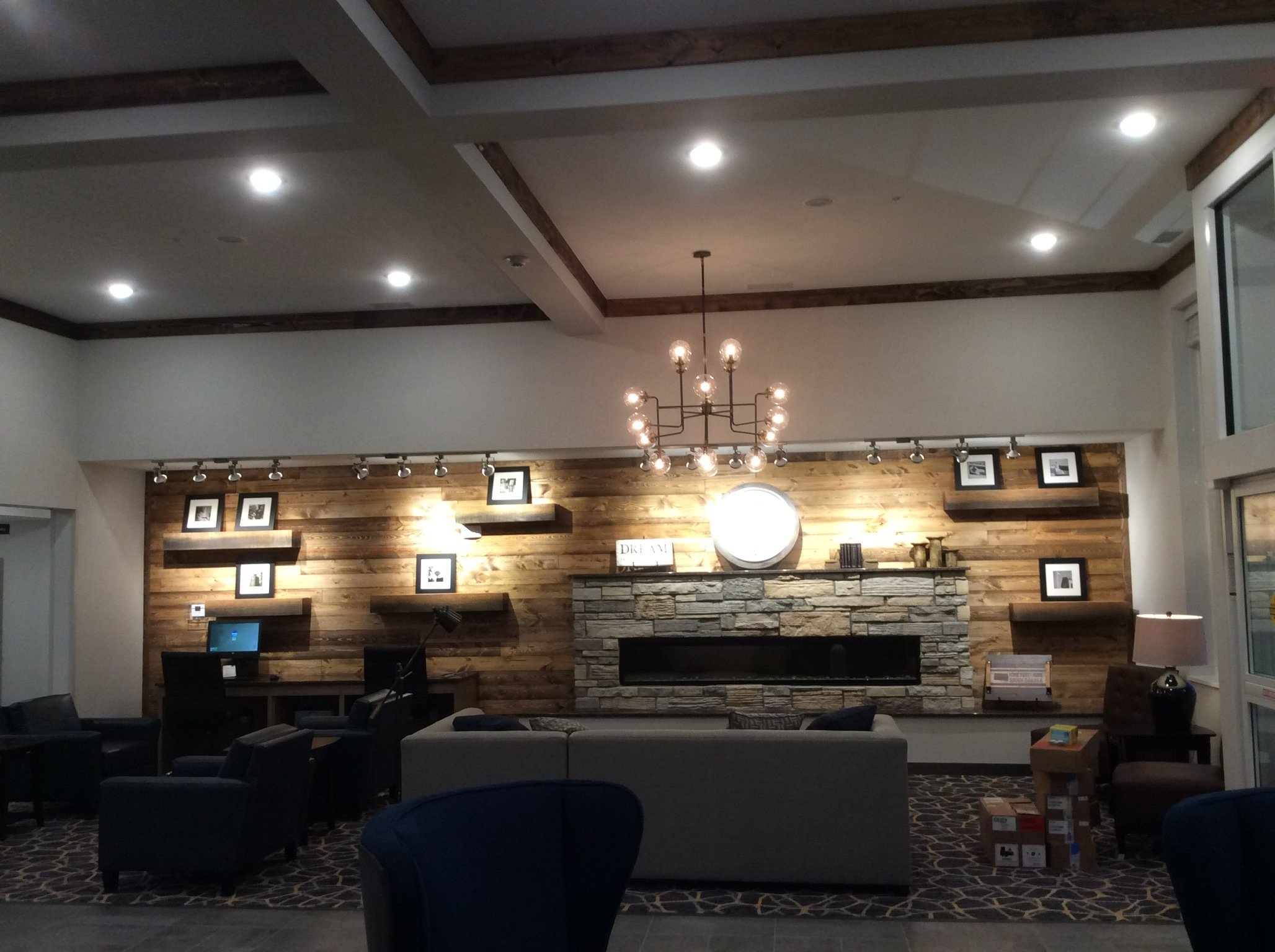 GrandStay Hotel & Suites Milbank-浴室