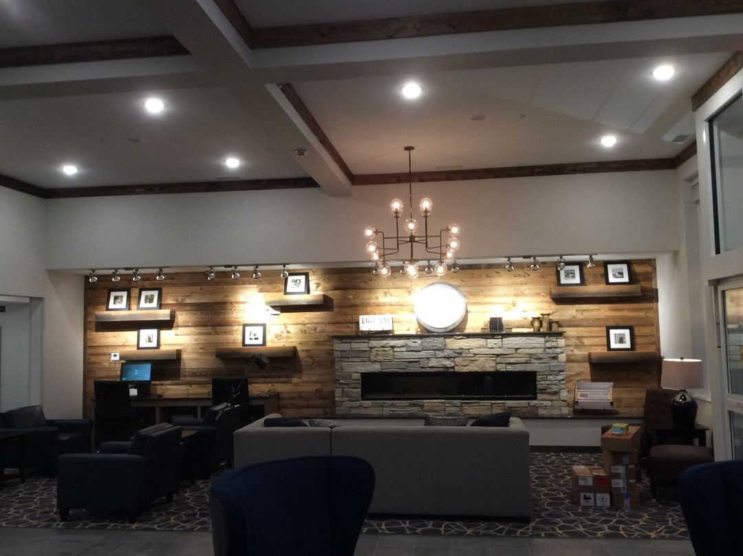 GrandStay Hotel & Suites Milbank主图