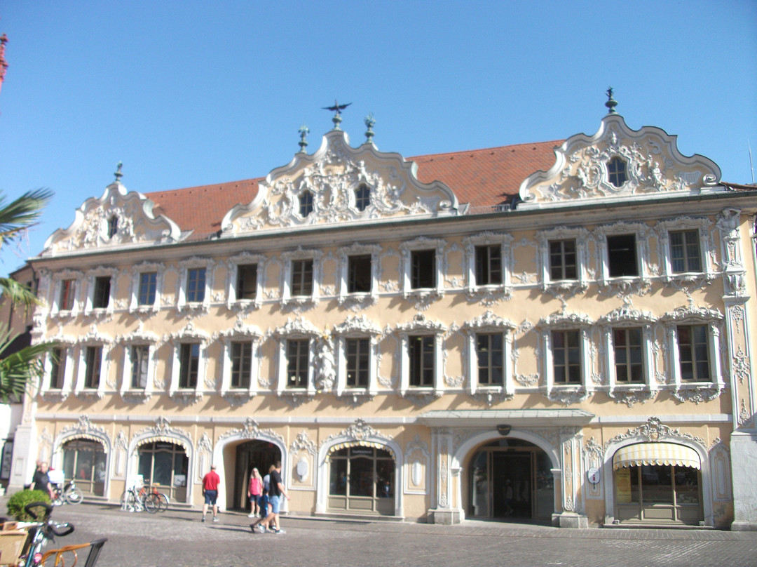 Haus zum Falken景点图片