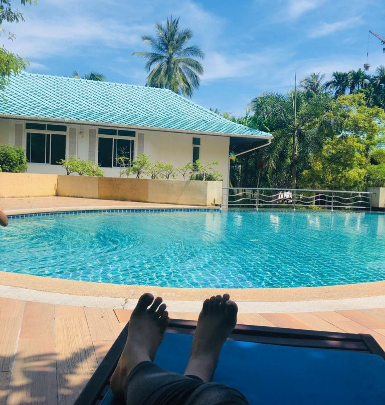 甲米提帕度假酒店主图