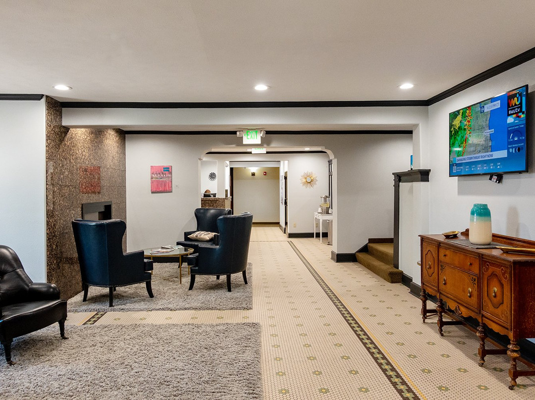 The Calvert Hotel主图