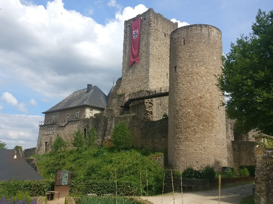 雷当日旅游景点-Chateau d'Useldange