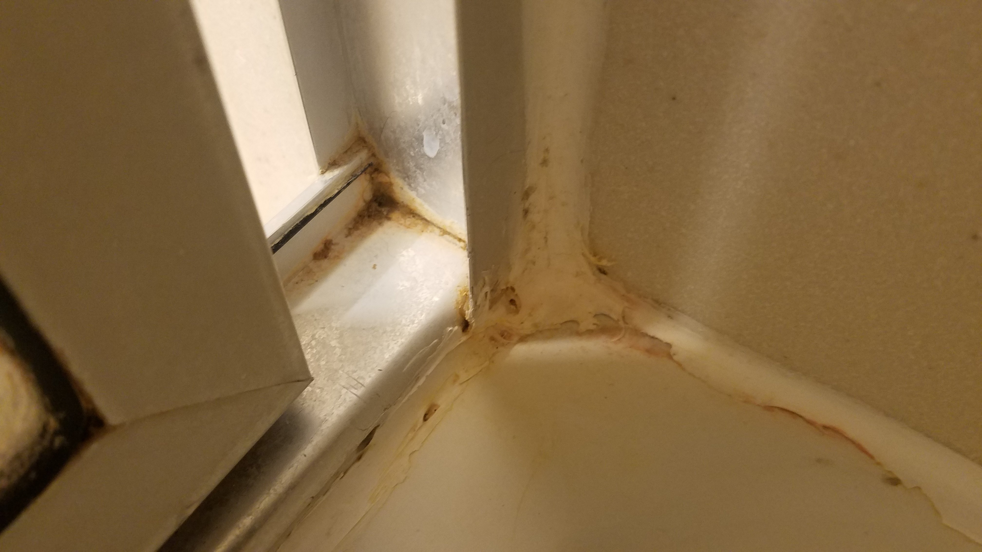 Hampton Inn & Suites Greensburg-浴室