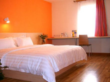 7天珠海吉大免税商场店主图