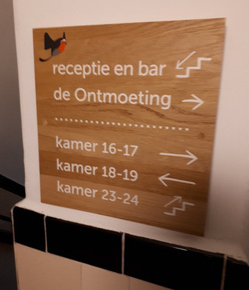 可爱妈妈酒店主图