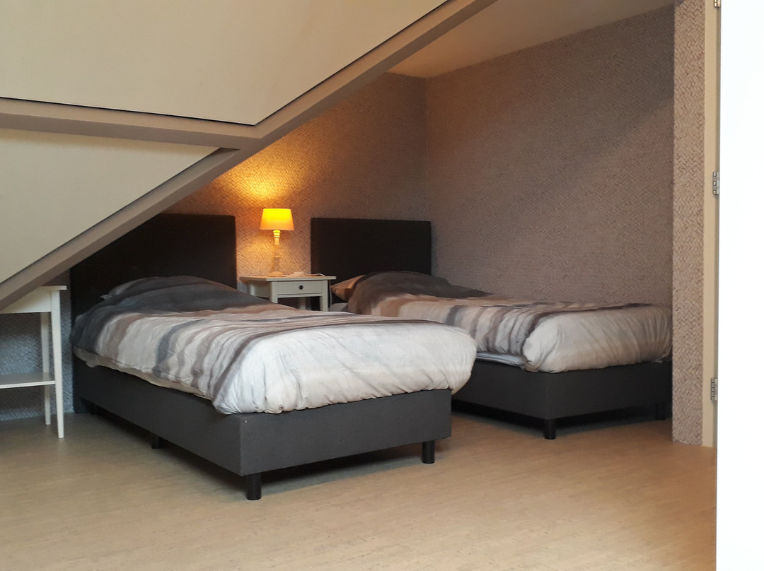 B&B HM5
