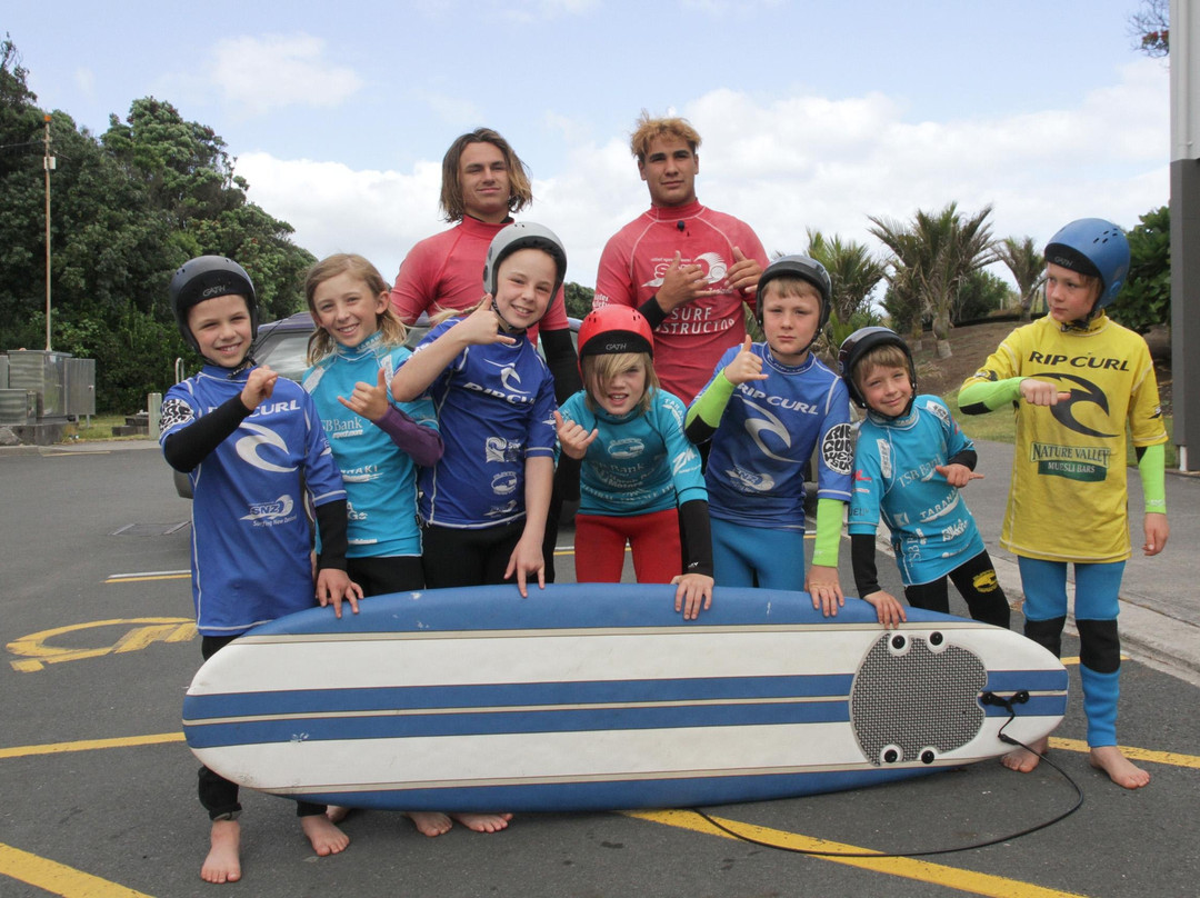Surf City Surf School New Plymouth景点图片