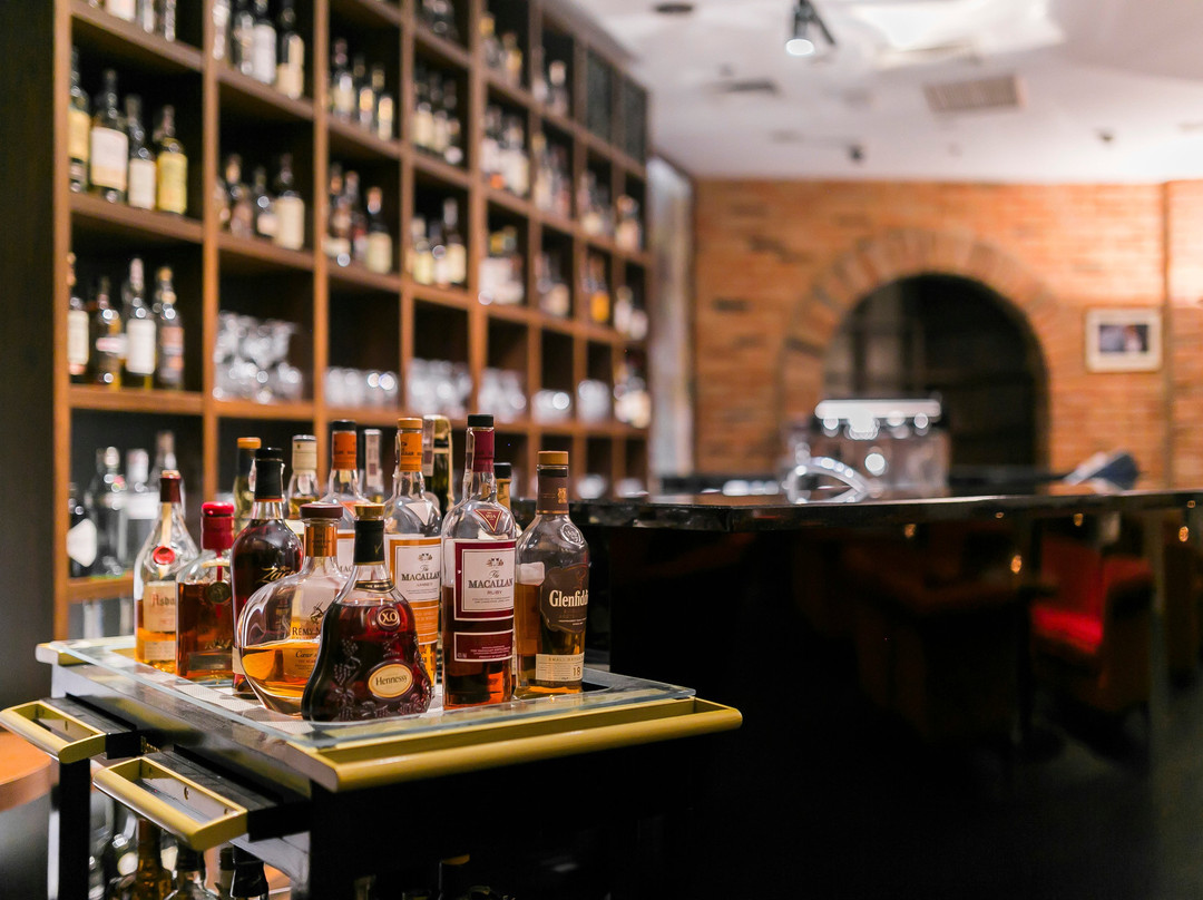 The Cigar Shop & Whisky Lounge