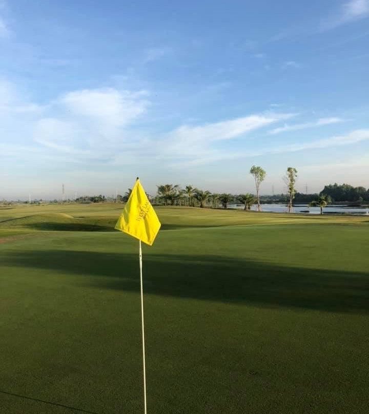 West Lakes Golf & Villas-Long An Province必去景点