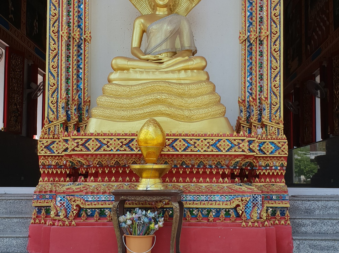 Wat Khao Lan Thom-Nong Kae必去景点