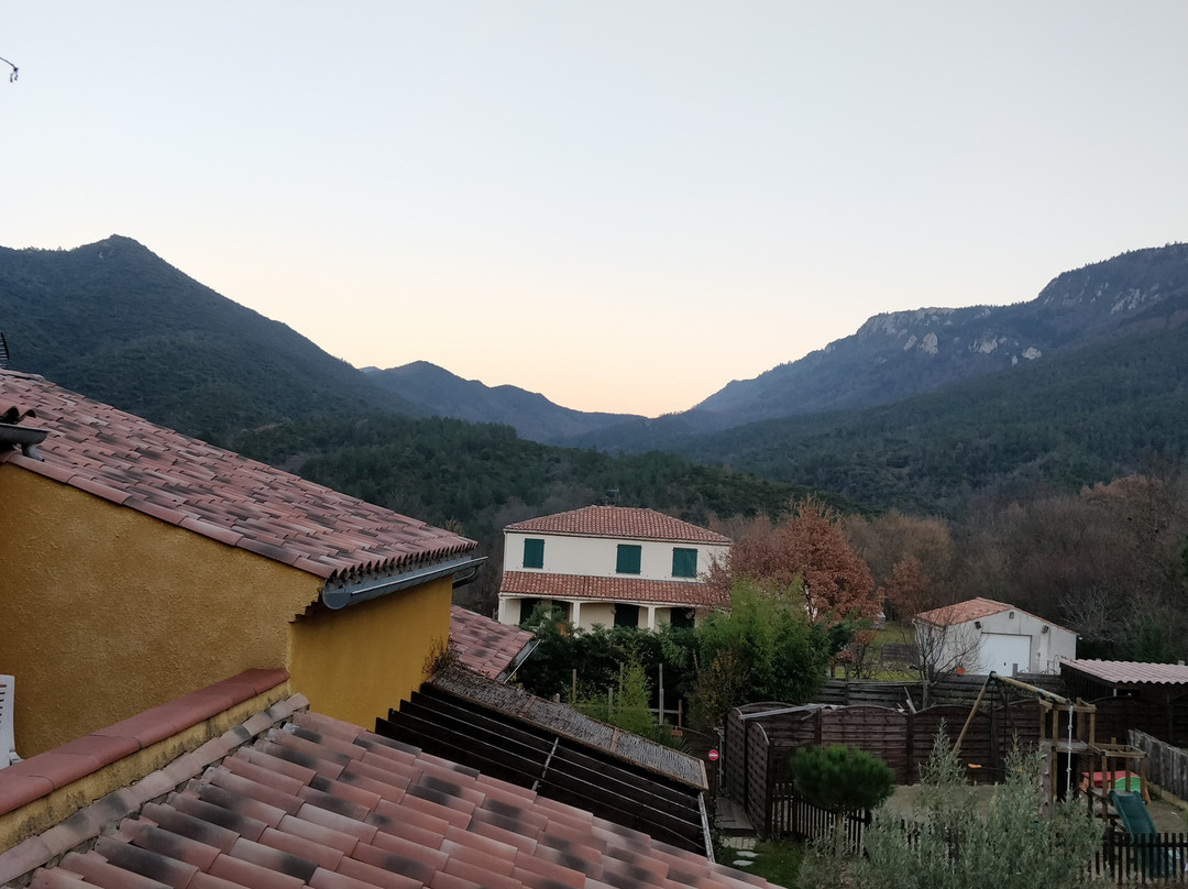 峡谷花园酒店主图