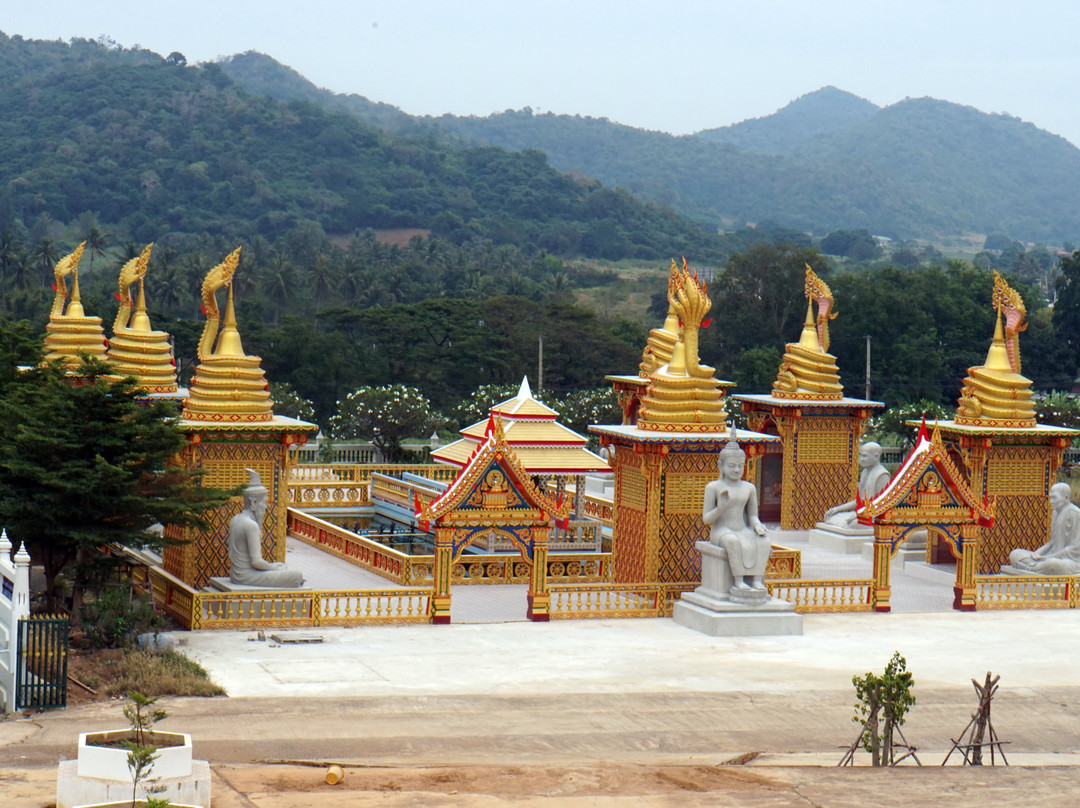 Wat Khao Din景点图片