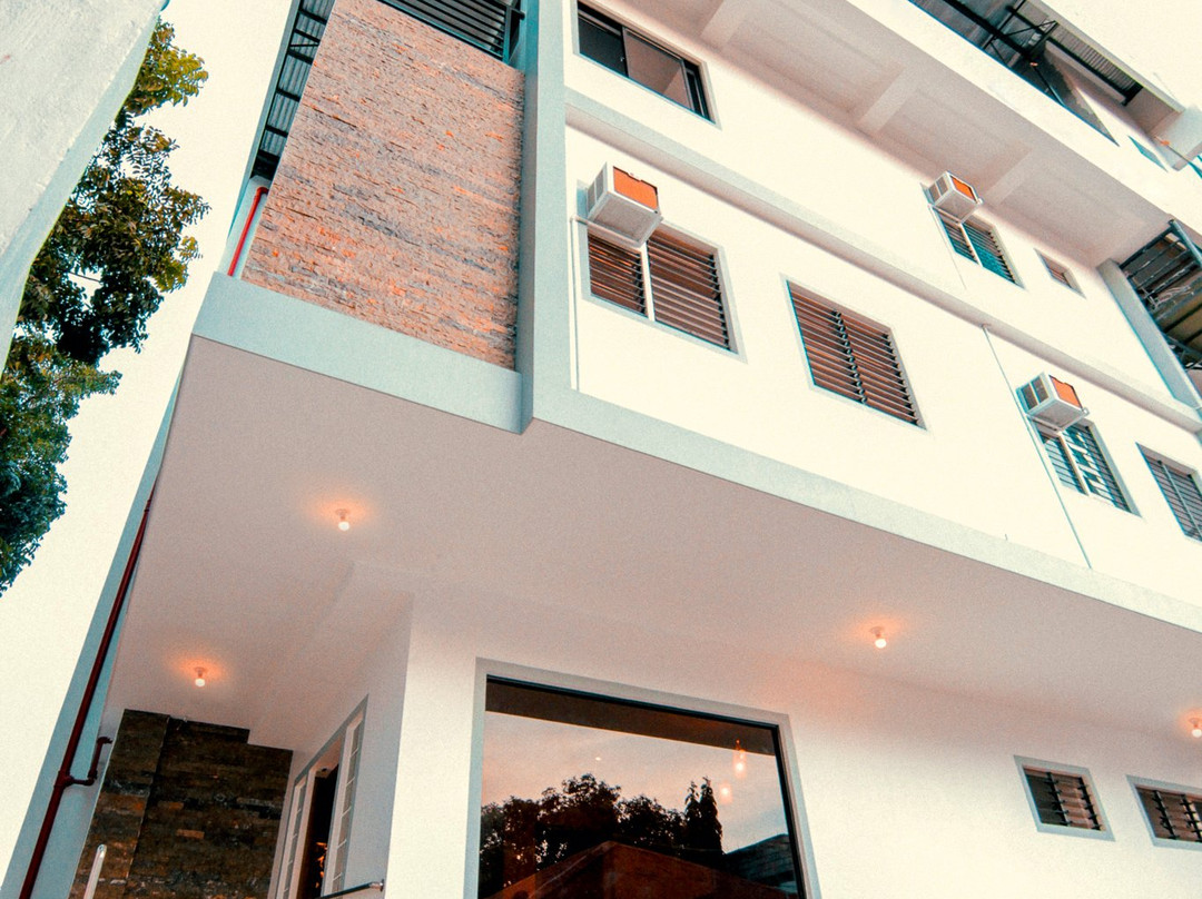 Kingswick Residences And Lodge主图