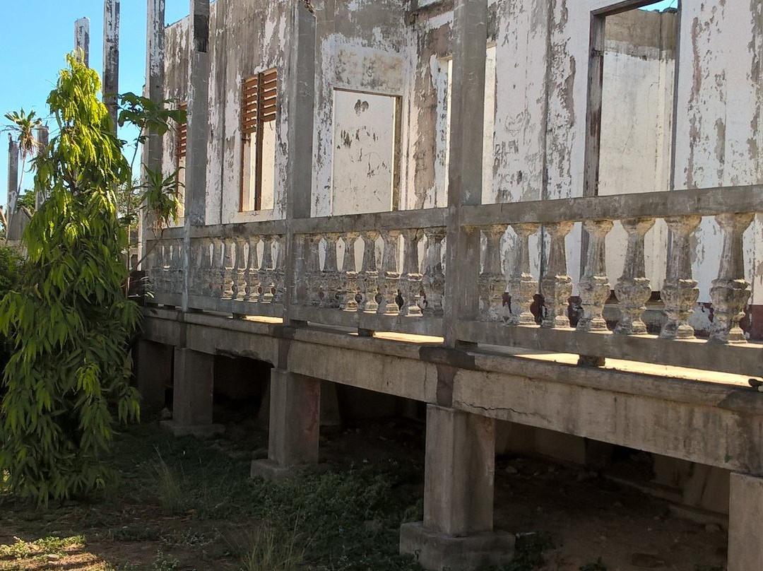 Cape Bolinao Lighthouse景点图片