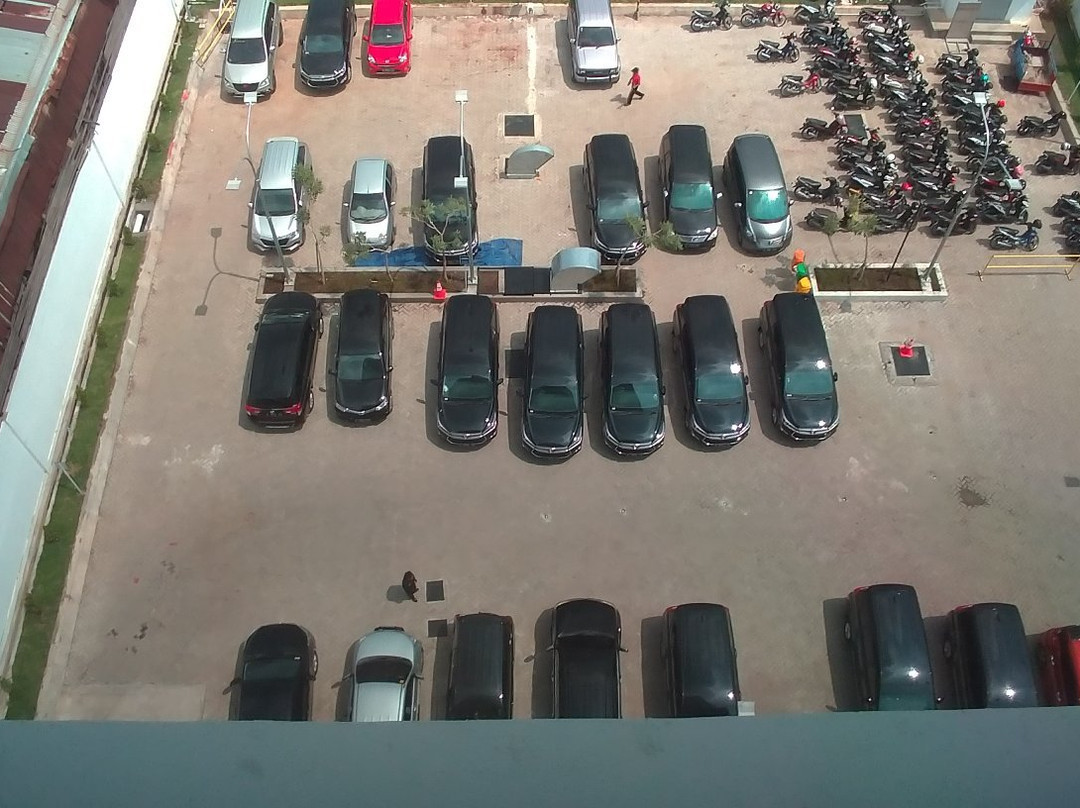 Hotel Horison Nindya Semarang主图