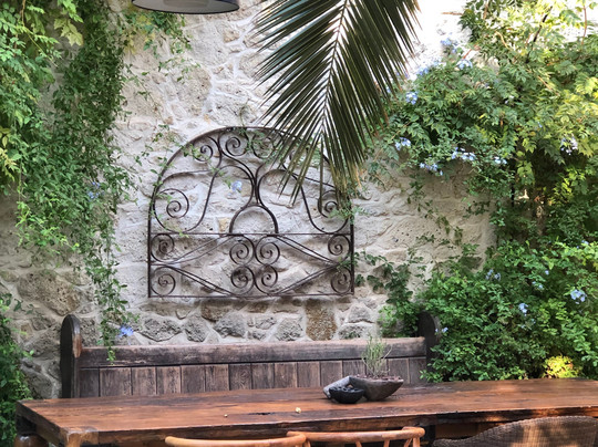 奥拉夫亚酒店主图