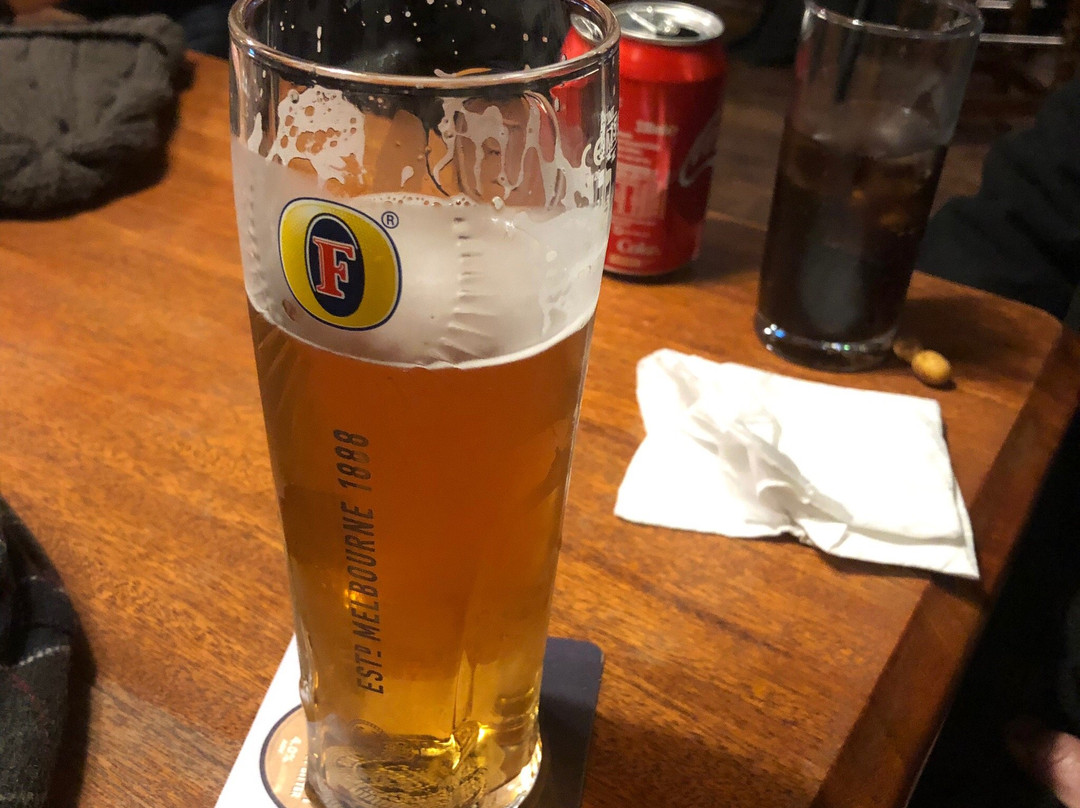 Allied Arms-雷丁必去景点