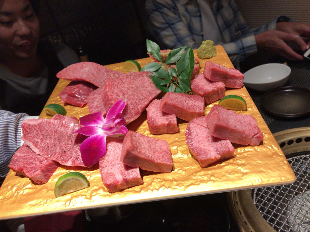 麻布十番 焼肉 ブルズ