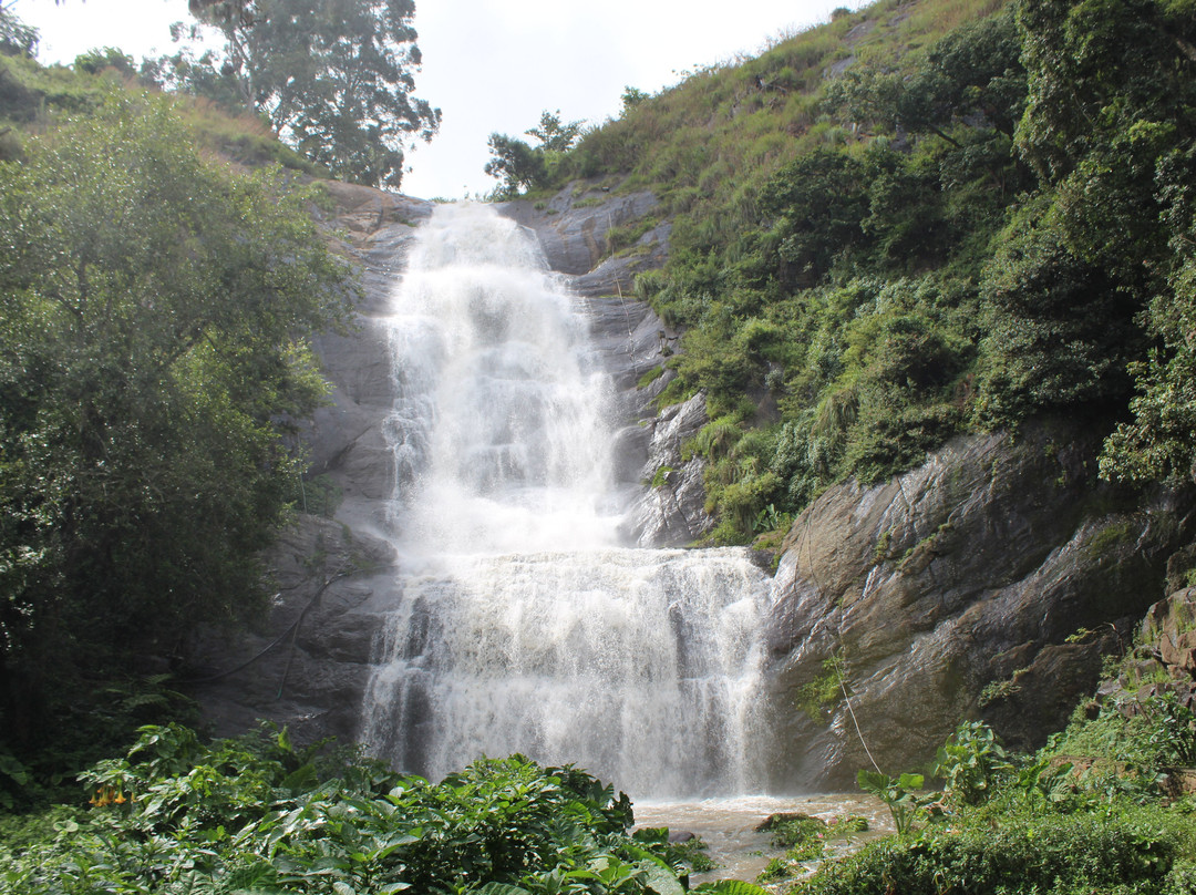 Silver Cascade Falls景点图片