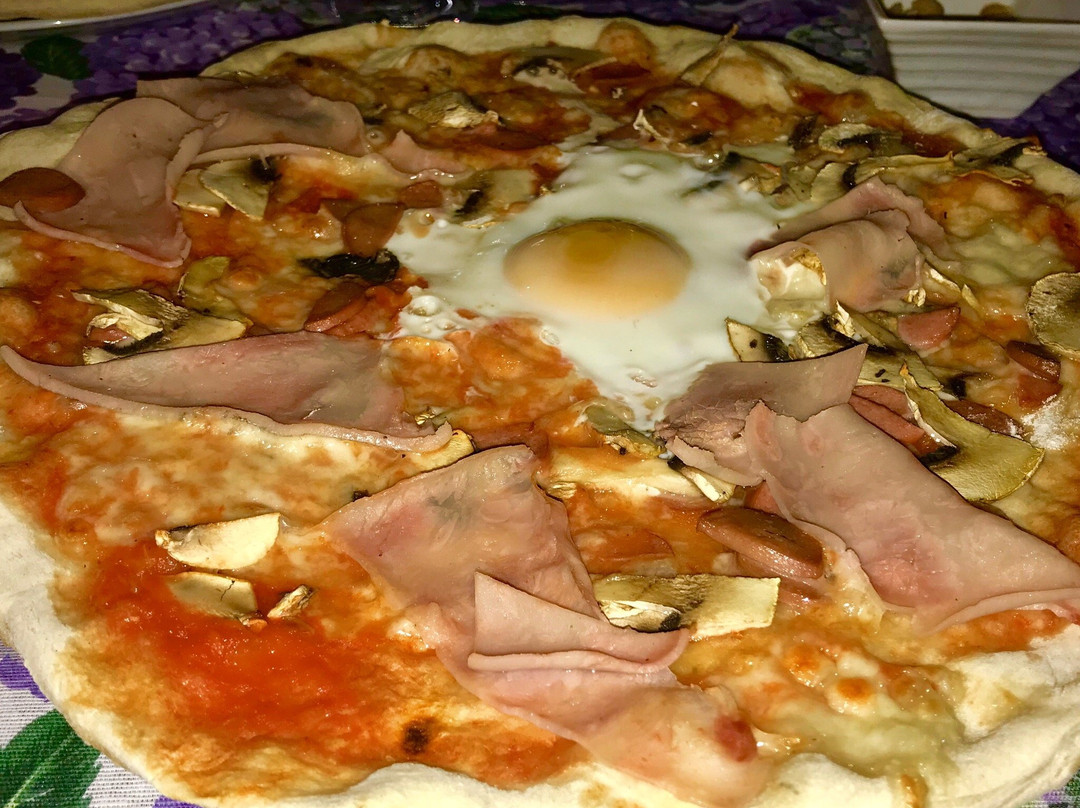 Lotzorai餐馆和美食-Bar Pizzeria Il Girasole