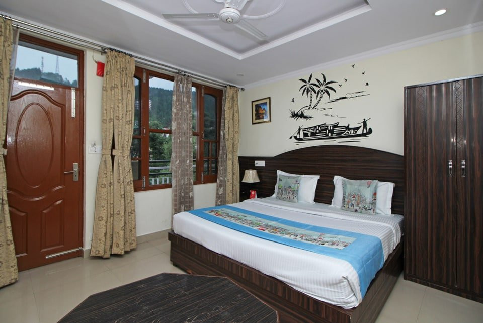 Hotel Anuj Regency主图