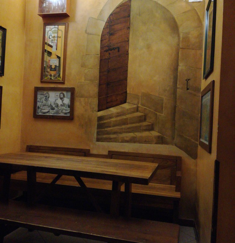 Wine Pub "Der Heurige"
