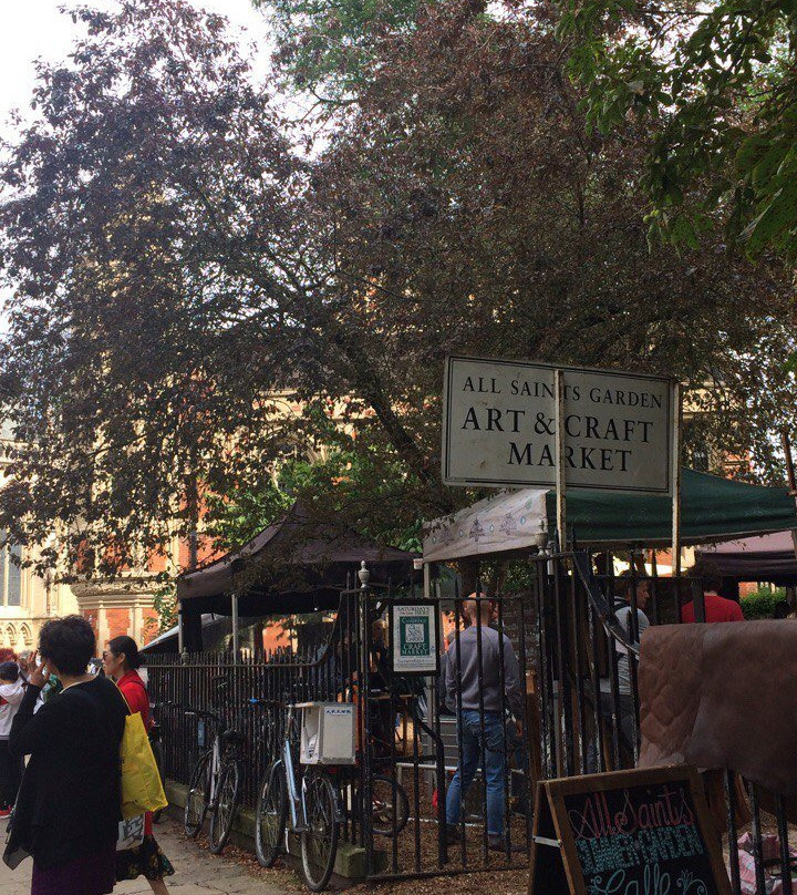 All Saints Garden Art and Craft Market-剑桥必去景点