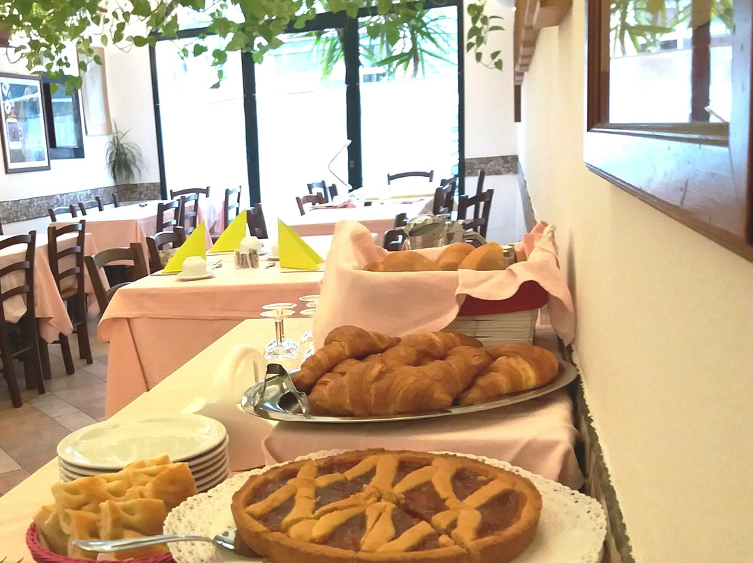 Calice Ligure酒店住宿-Trattoria Locanda Piemontese