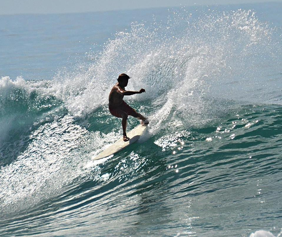 West Side Surf School-托多斯桑托斯必去景点