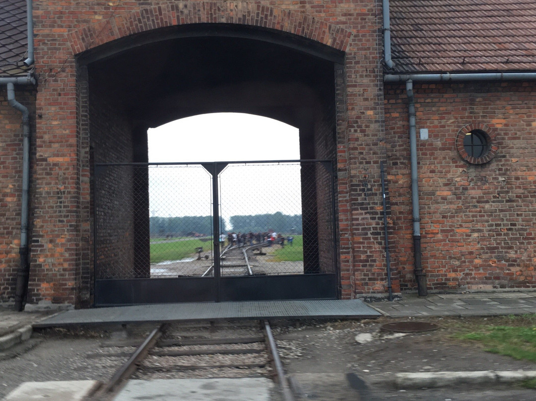 Inari VIP Shuttle-克拉科夫必去景点