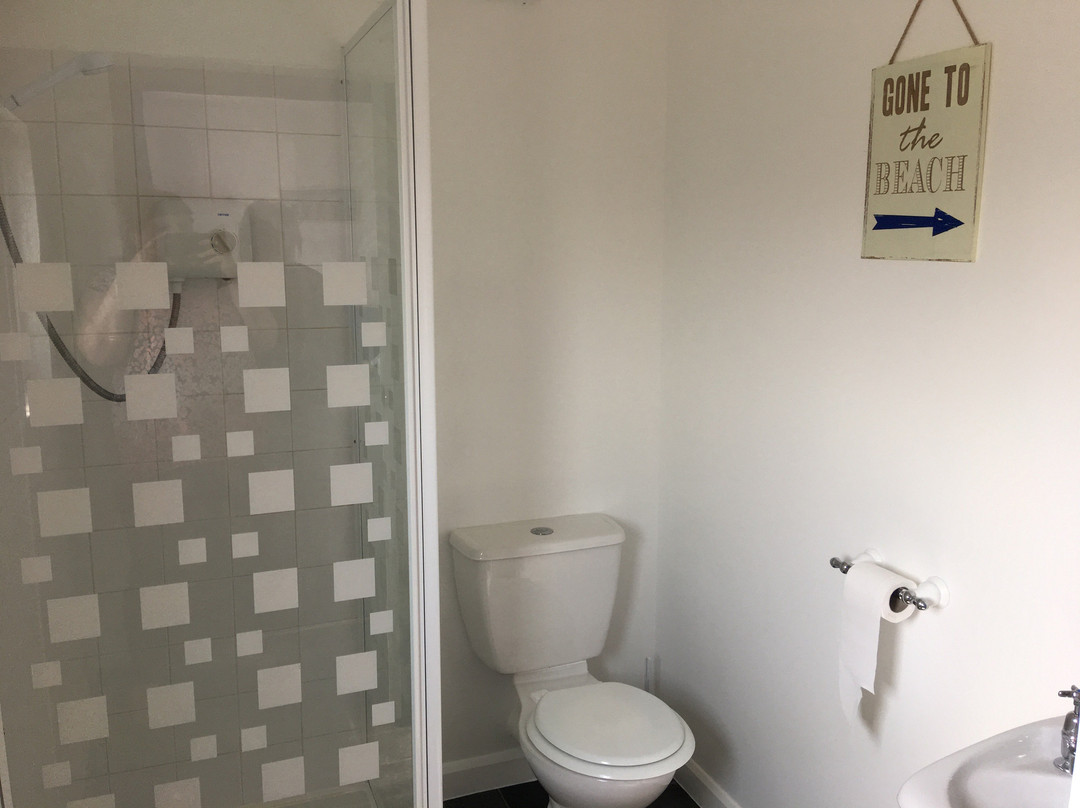 Whiteways Hotel主图